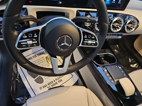 Used 2021 Mercedes-Benz A 220 4MATIC image 17