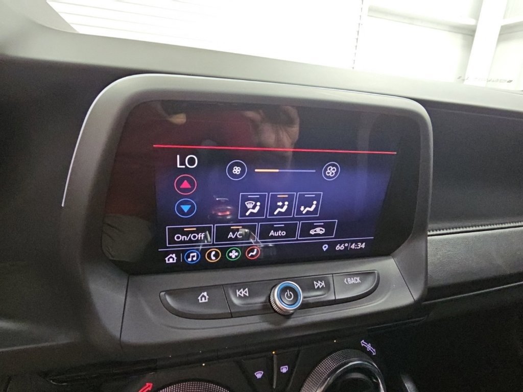 Used 2019 Chevrolet Camaro SS RWD image 16