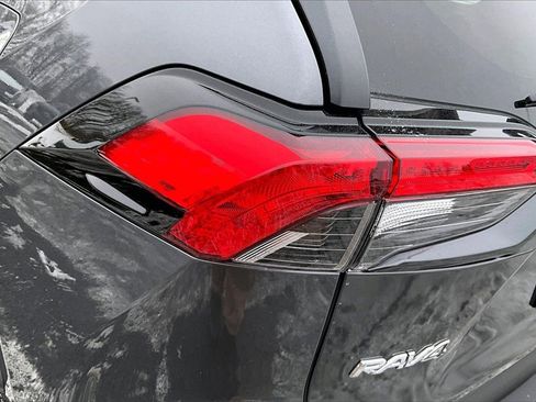 Used 2023 Toyota RAV4 XLE w/ Convenience Package image 23