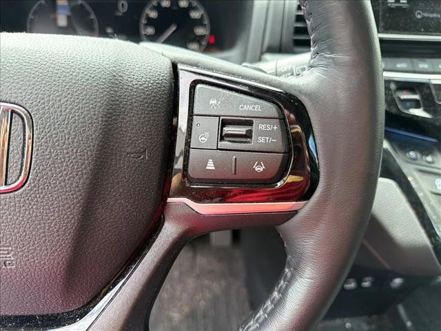 Used 2025 Honda Odyssey Elite image 15