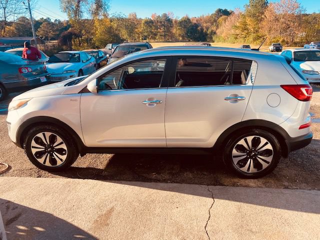 Used 2012 Kia Sportage SX w/ SX Premium Pkg AWD/4WD image 2