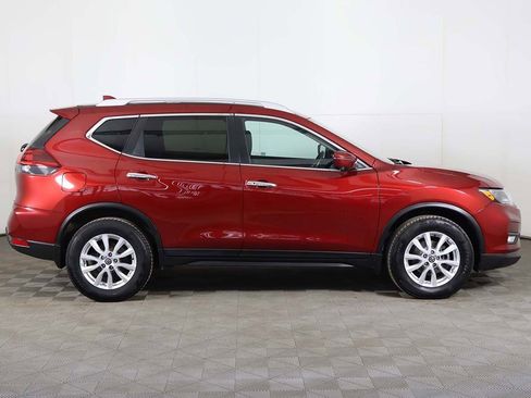 Used 2018 Nissan Rogue SV w/ Sun & Sound Touring Package image 20