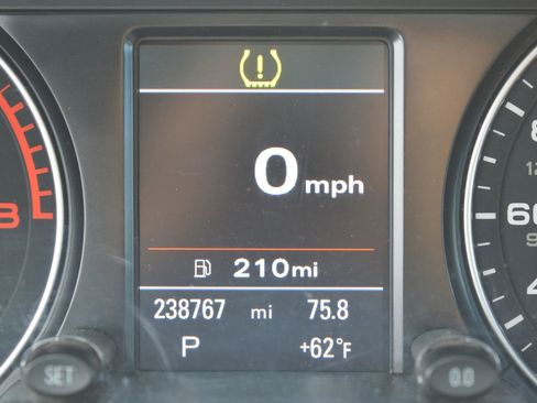 Used 2012 Audi Q5 2.0T Premium Plus AWD/4WD image 26
