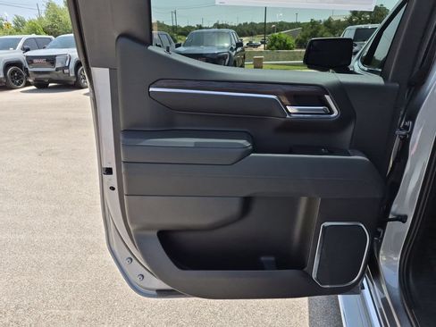 New 2026 GMC Sierra 1500 SLT AWD/4WD image 36