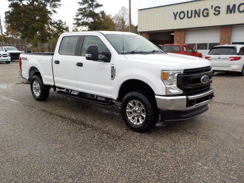 Used 2022 Ford F250 XL w/ Power Equipment Group image 8