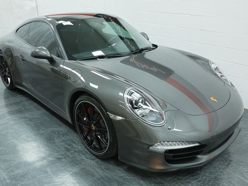 Used 2014 Porsche 911 Carrera 4S image 33
