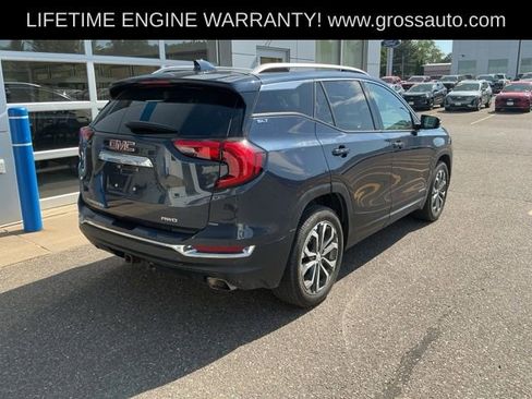 Used 2019 GMC Terrain SLT w/ GMC Pro Grade Package AWD/4WD image 7