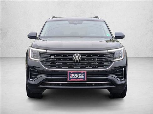 Used 2024 Volkswagen Atlas SEL Premium R-Line AWD/4WD image 2