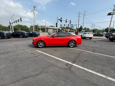 Used 2014 Ford Mustang Premium RWD image 8
