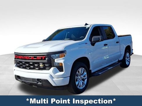 Used 2024 Chevrolet Silverado 1500 Custom image 4
