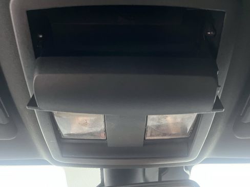 Used 2018 Dodge Challenger SXT RWD image 23