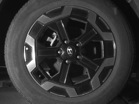 Used 2025 Hyundai Santa Fe SEL image 15