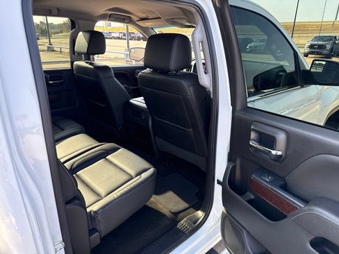 Used 2017 GMC Sierra 1500 SLT w/ Texas SLT Premium Package RWD image 12