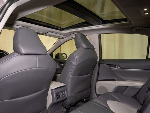 Certified 2020 Toyota Camry XLE w/ Driver Assist Package image 8