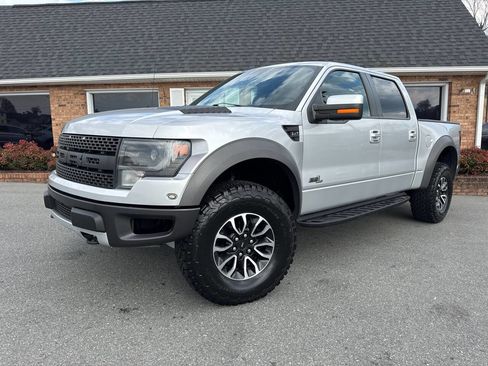 Used 2013 Ford F150 Raptor w/ Luxury Equipment Group image 2