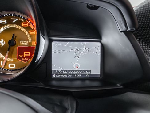 Used 2016 Ferrari 488 Spider image 17