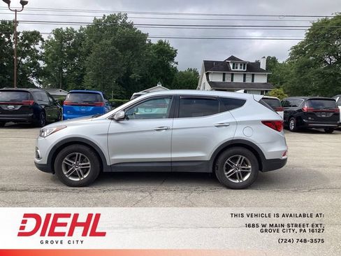 Used 2017 Hyundai Santa Fe Sport AWD/4WD image 4