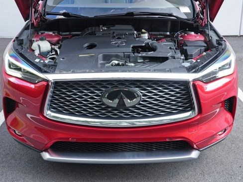 Used 2021 INFINITI QX50 Autograph w/ Premium White Leather Package FWD image 7