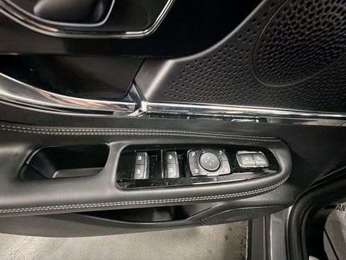 Used 2025 Lincoln Corsair FWD w/ Equipment Group 101A image 24