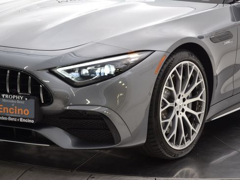 Used 2023 Mercedes-Benz SL 43 AMG image 11