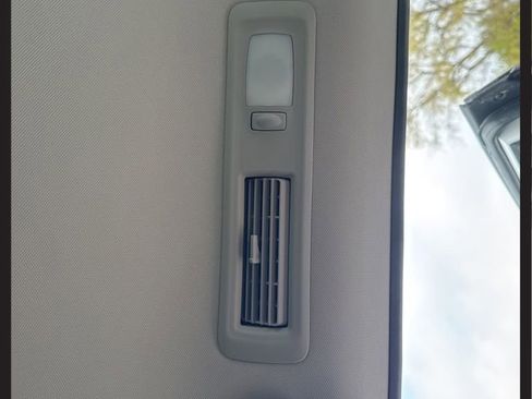 New 2025 Nissan Pathfinder SL image 29