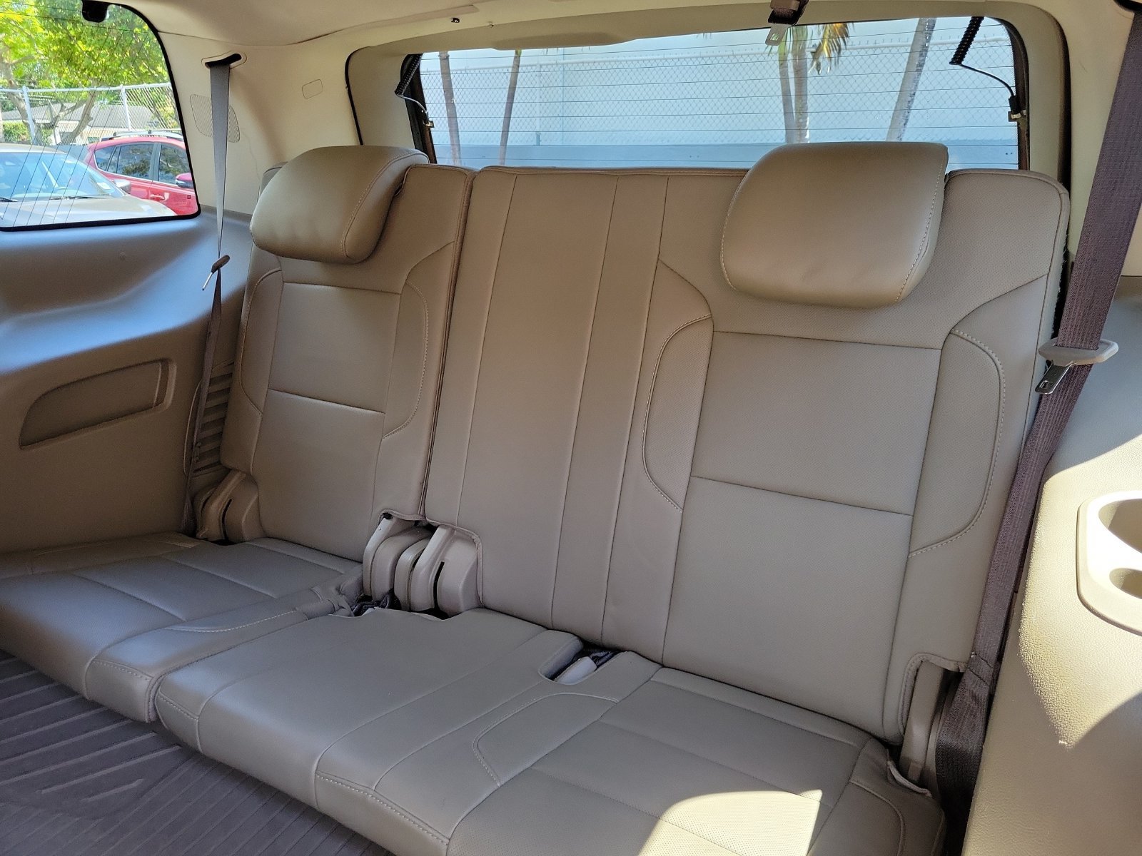 Used 2019 GMC Yukon SLT w/ Open Road Package RWD image 13