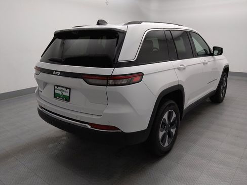 Used 2022 Jeep Grand Cherokee Limited 4xe w/ Luxury Tech Group II image 9