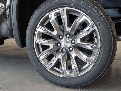 New 2025 GMC Sierra 1500 Denali w/ Denali Reserve Package image 25