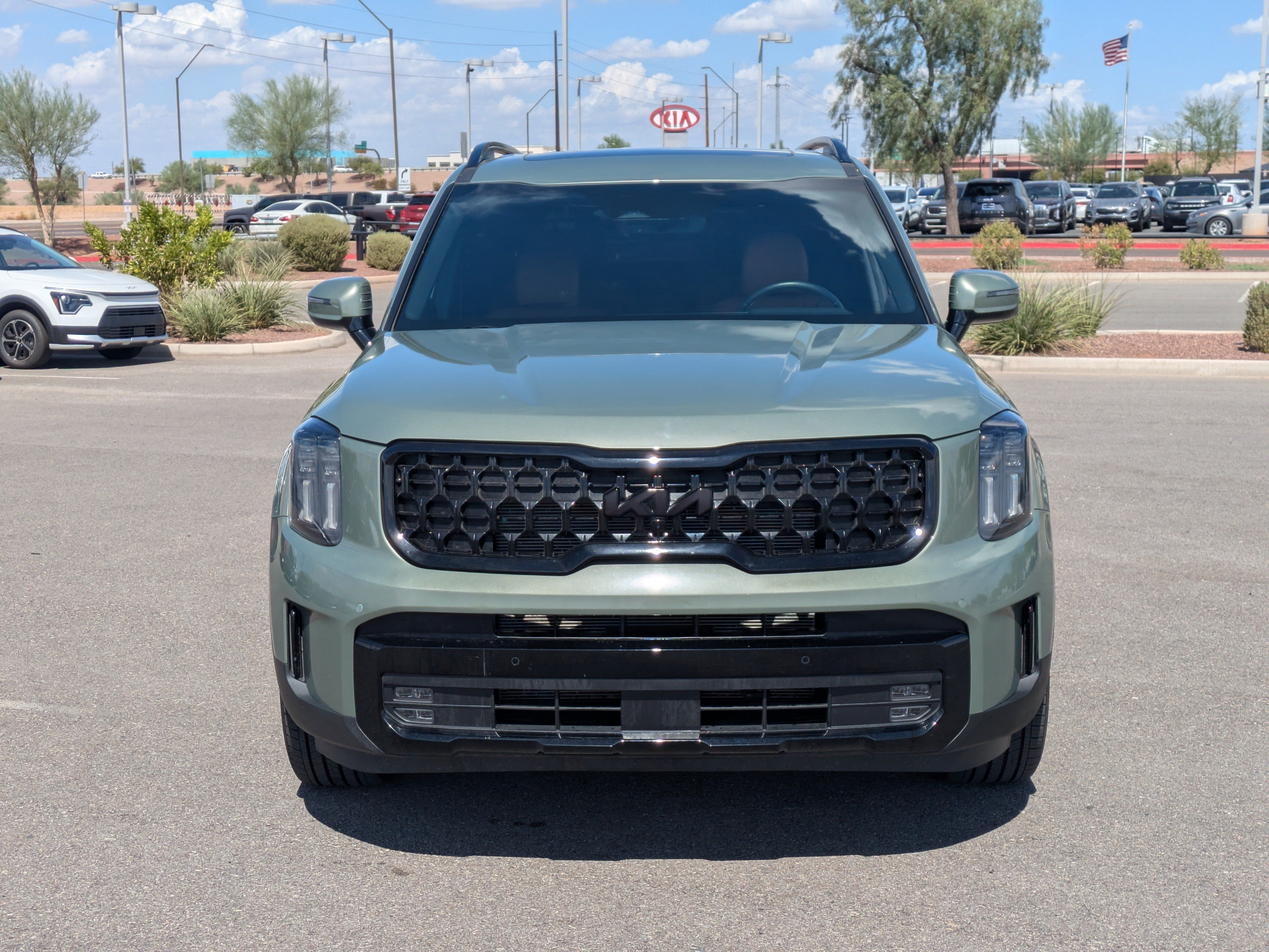 Certified 2025 Kia Telluride SX X-Line AWD/4WD image 8