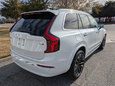 New 2026 Volvo XC90 B6 Ultra w/ Protection Package AWD/4WD image 4