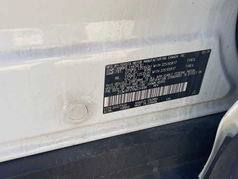 Used 2024 Toyota RAV4 XLE image 12