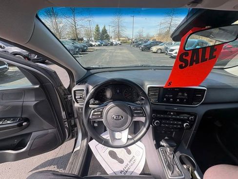 Used 2020 Kia Sportage EX AWD/4WD image 9