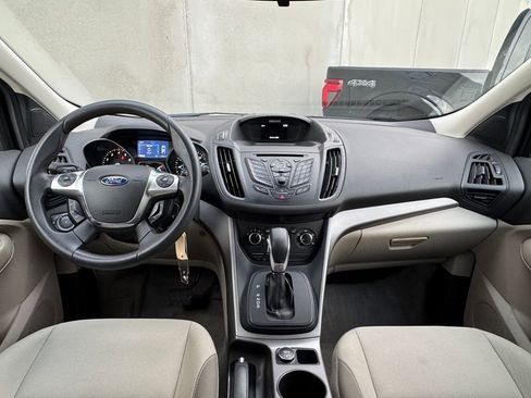 Used 2014 Ford Escape SE image 4