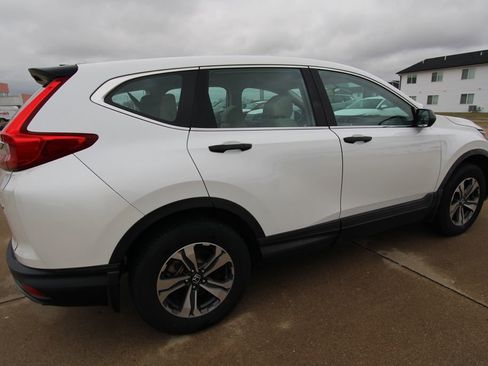 Used 2019 Honda CR-V LX image 5