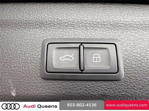 Certified 2022 Audi Q3 2.0T Premium Plus w/ Premium Plus Package image 11