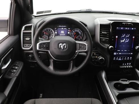 Used 2023 RAM 1500 Big Horn AWD/4WD image 17