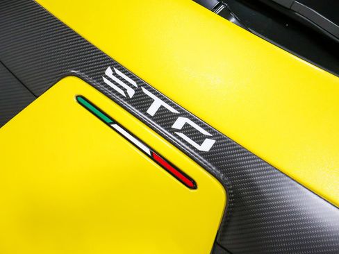 Used 2022 Lamborghini Huracan STO image 84