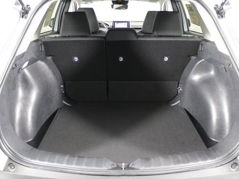 Used 2024 Toyota Corolla Cross LE FWD image 17