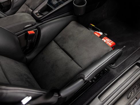 Certified 2022 Porsche 911 GT3 RWD image 59