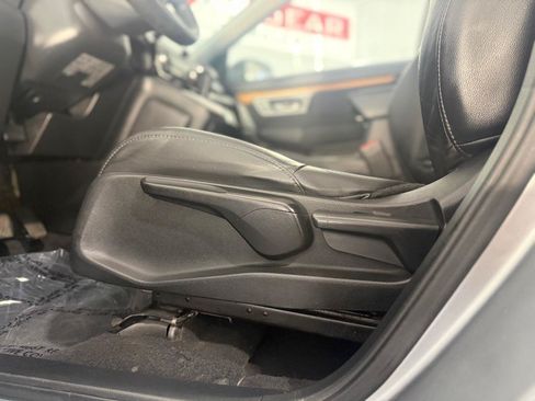Used 2018 Honda CR-V LX image 22