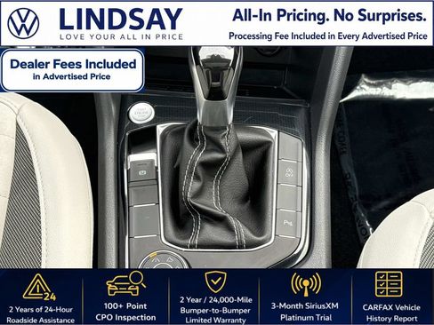 Used 2025 Volkswagen Taos SE w/ Panoramic Sunroof Package AWD/4WD image 18