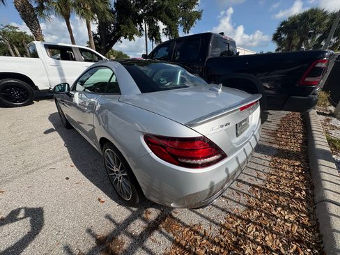 Used 2019 Mercedes-Benz SLC 43 AMG image 5