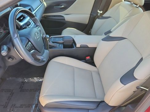 Used 2019 Lexus ES 350 w/ Premium Package image 11
