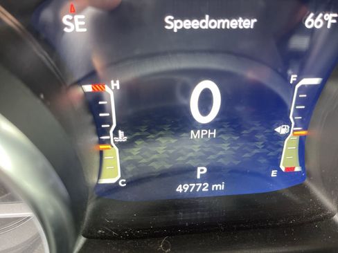 Used 2022 Jeep Gladiator Willys image 12