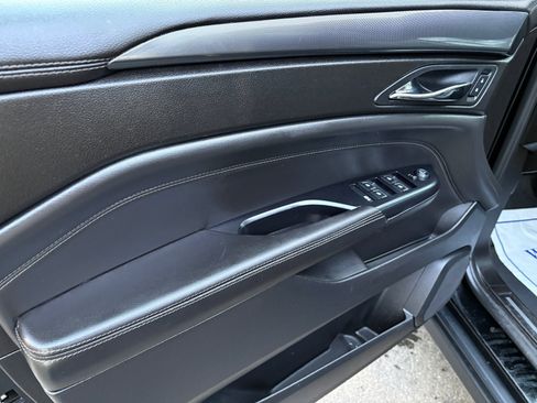 Used 2015 Cadillac SRX FWD image 15
