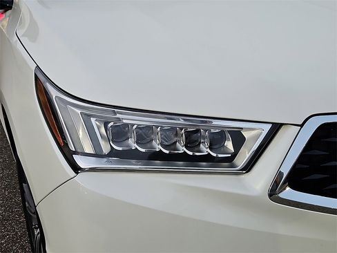 Used 2017 Acura MDX SH-AWD image 11