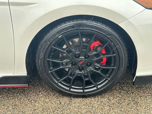 Used 2022 Toyota Camry TRD w/ TRD Package w/JBL Audio image 41