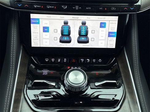 Used 2022 Jeep Grand Wagoneer Series I image 30