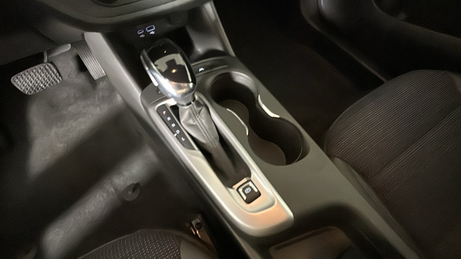 Used 2025 Buick Envista Preferred FWD image 25