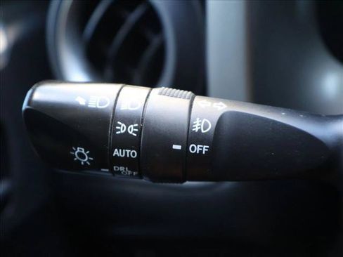 Used 2018 Toyota RAV4 Adventure AWD/4WD image 16